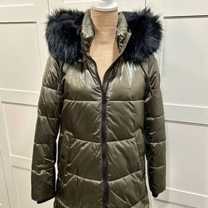 DKNY Women’s Puffer Coat, XS Olive Green